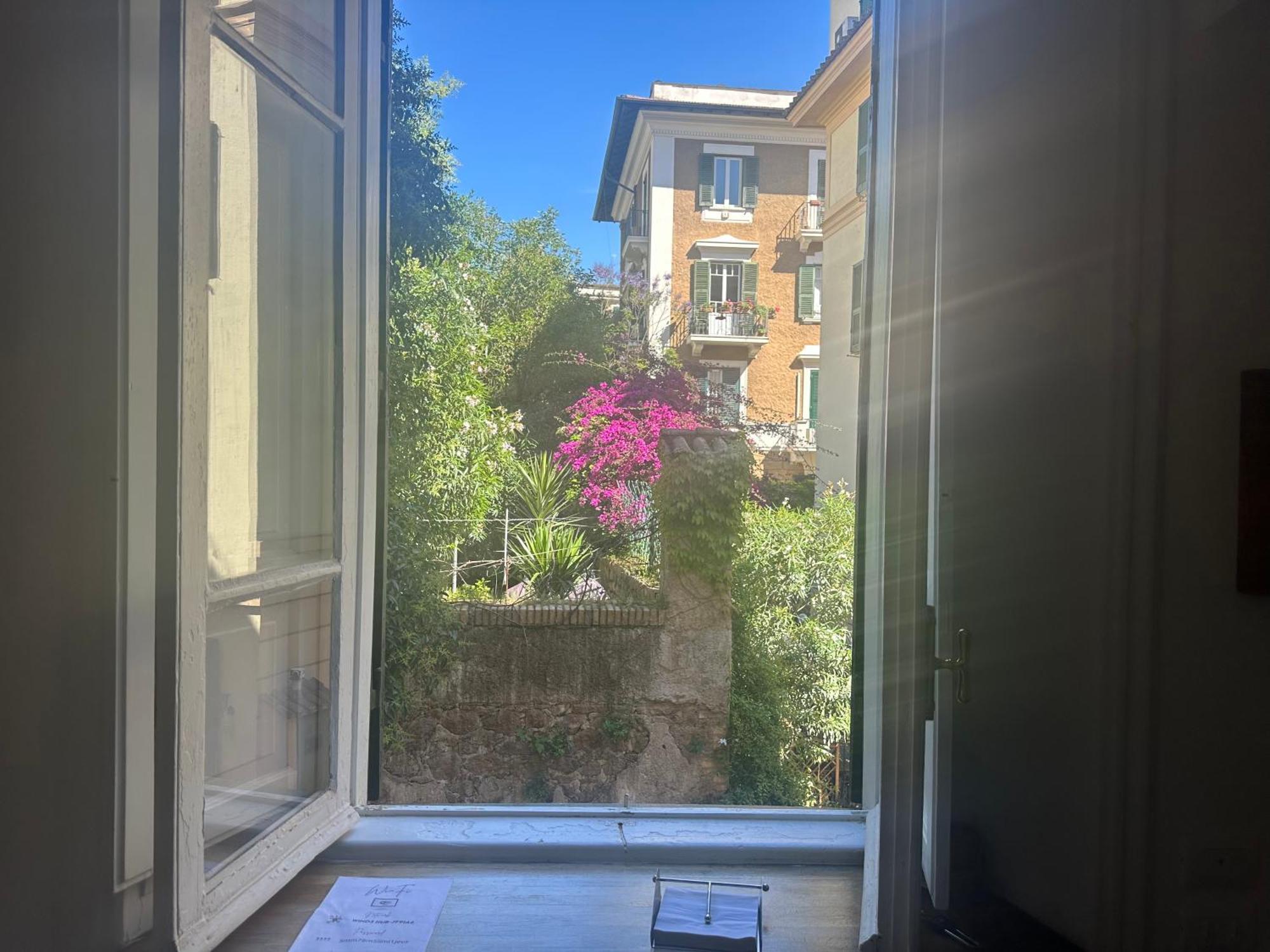 Green Window Roma ภายนอก รูปภาพ
