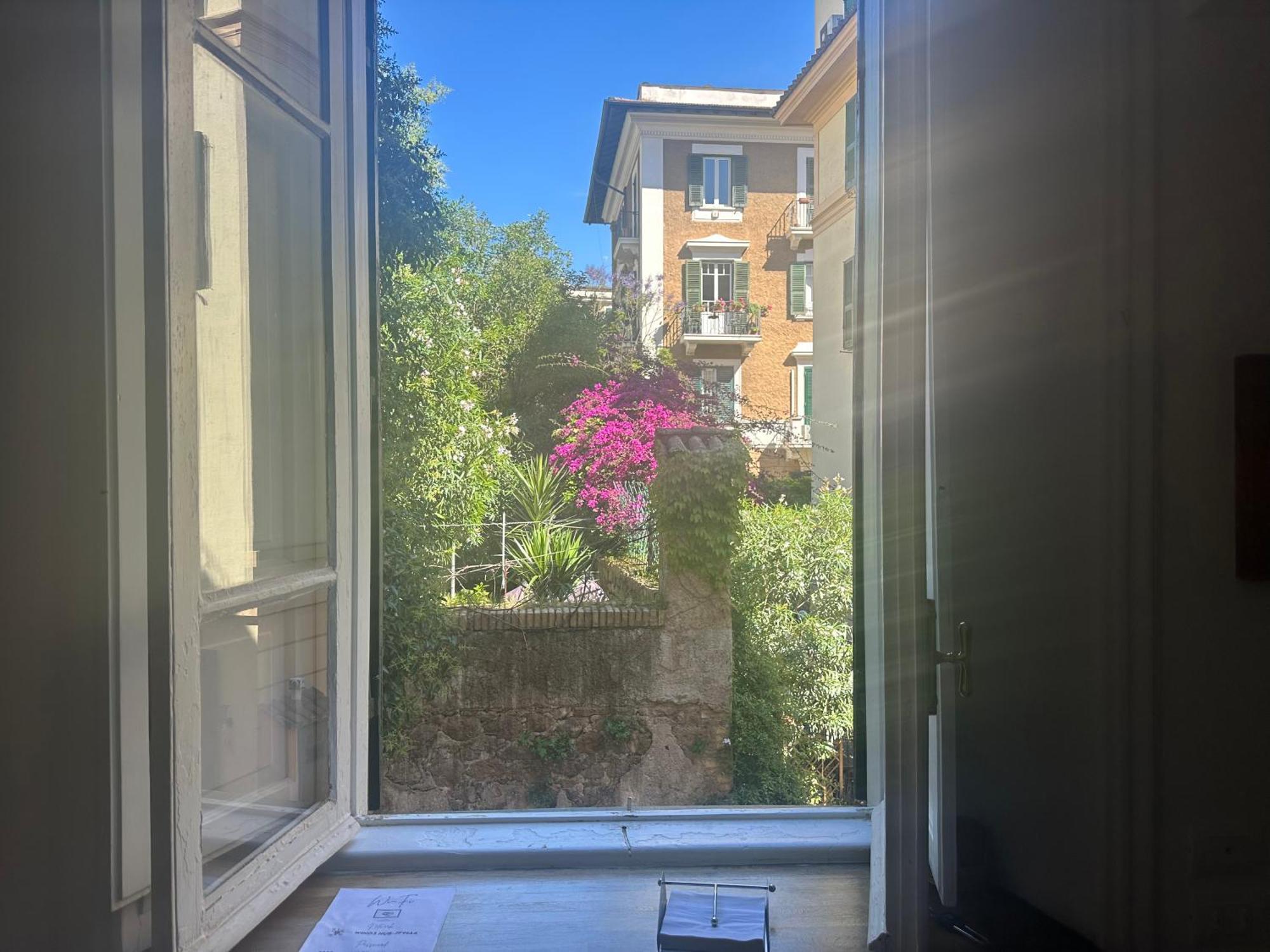 Green Window Roma ภายนอก รูปภาพ